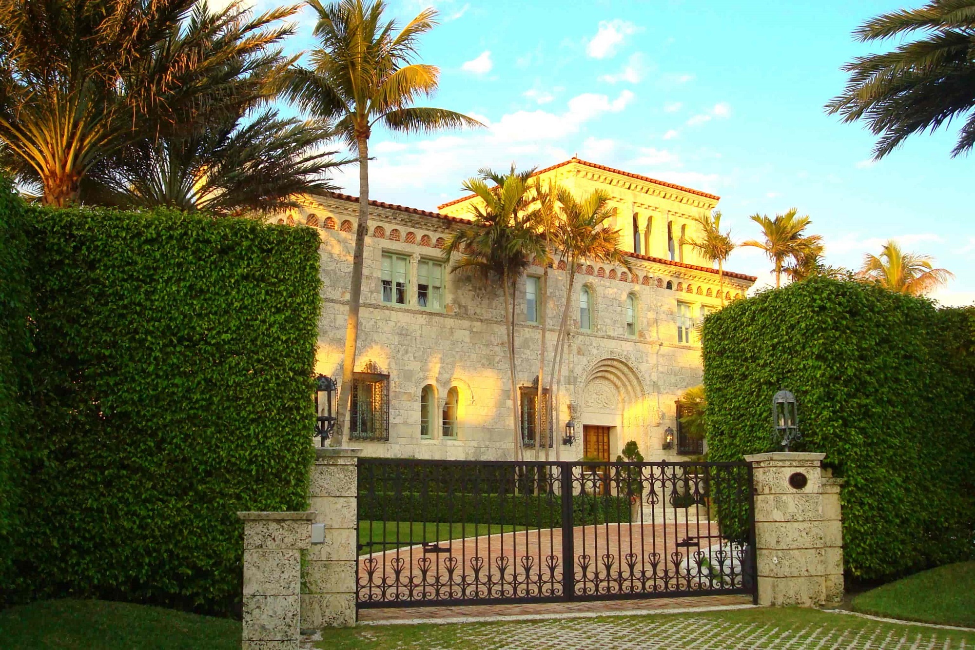 Boca Raton Oceanfront Estates - Luxury Resort Portfolio