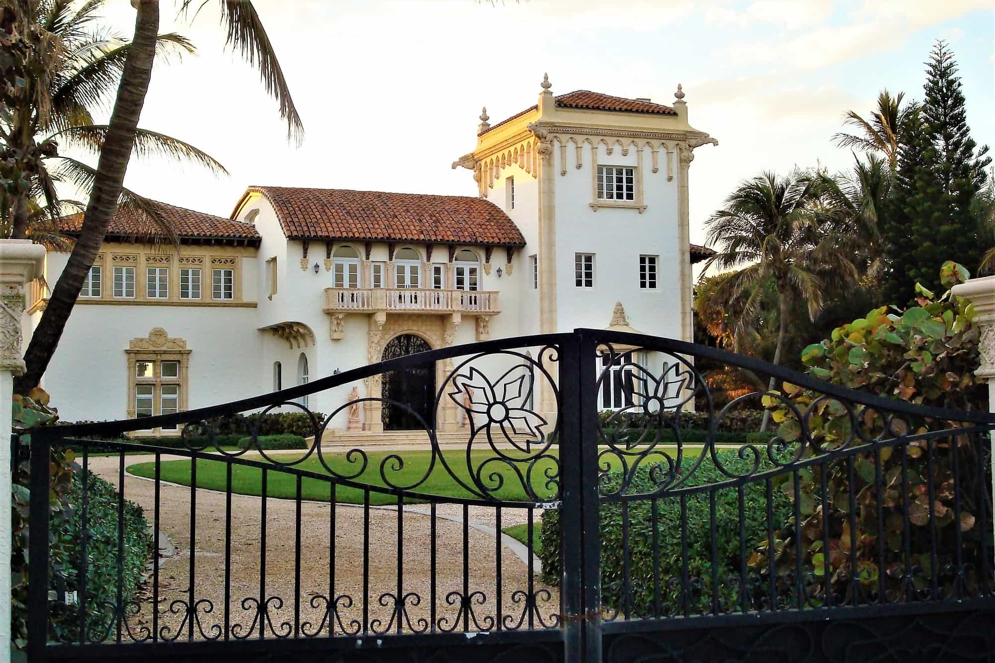 Palm Beach Oceanfront Estates - Luxury Resort Portfolio